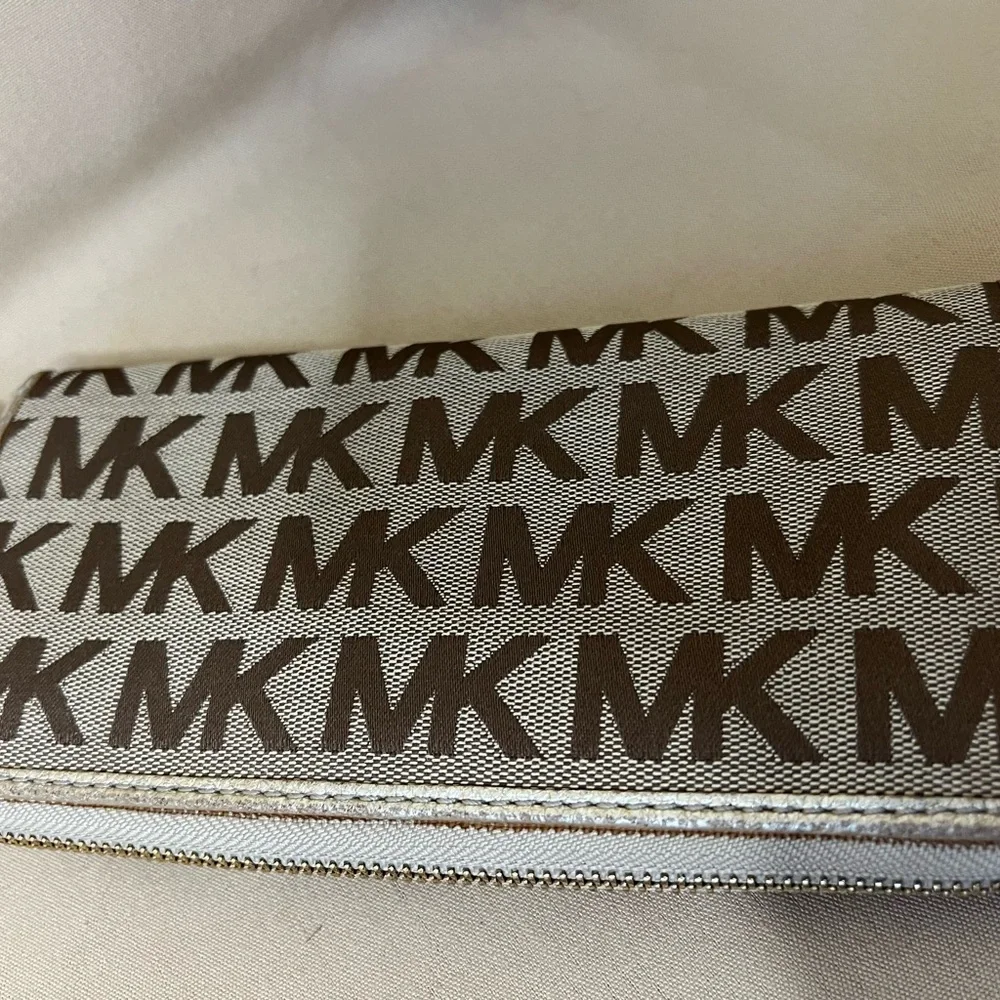 Michael Kors Brown and Cream MK Logo Continental Wallet